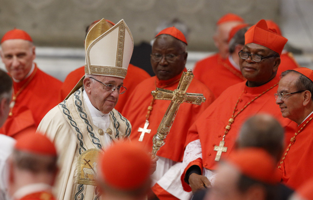 FILE POPE CARDINALS CONSISTORY